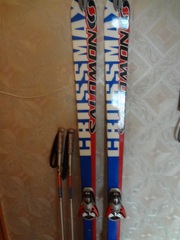 Лыжи SALOMON новые длина 190 см с крепами и палками